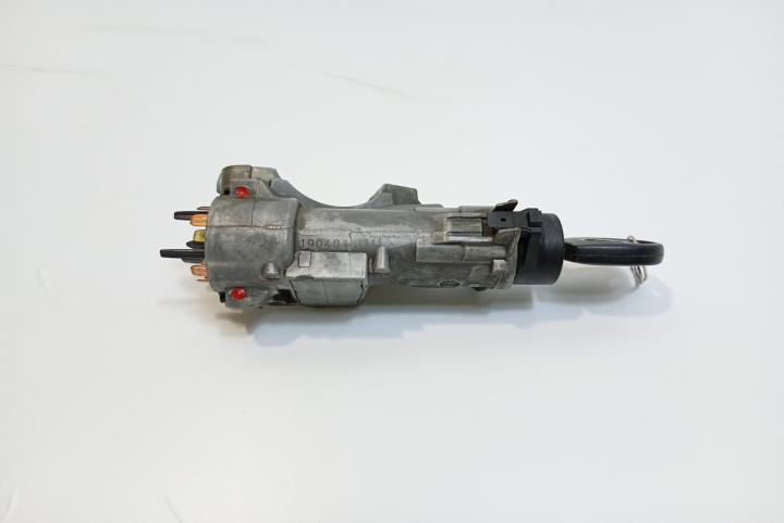 Contact cu cheie 4B0905851C Volkswagen VW Golf 4 [1997 - 2006]