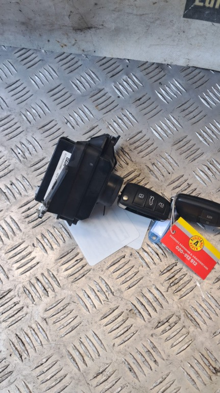 Contact cu cheie Audi Q7 cod motor CCF an 2014 cod 4F0910132G