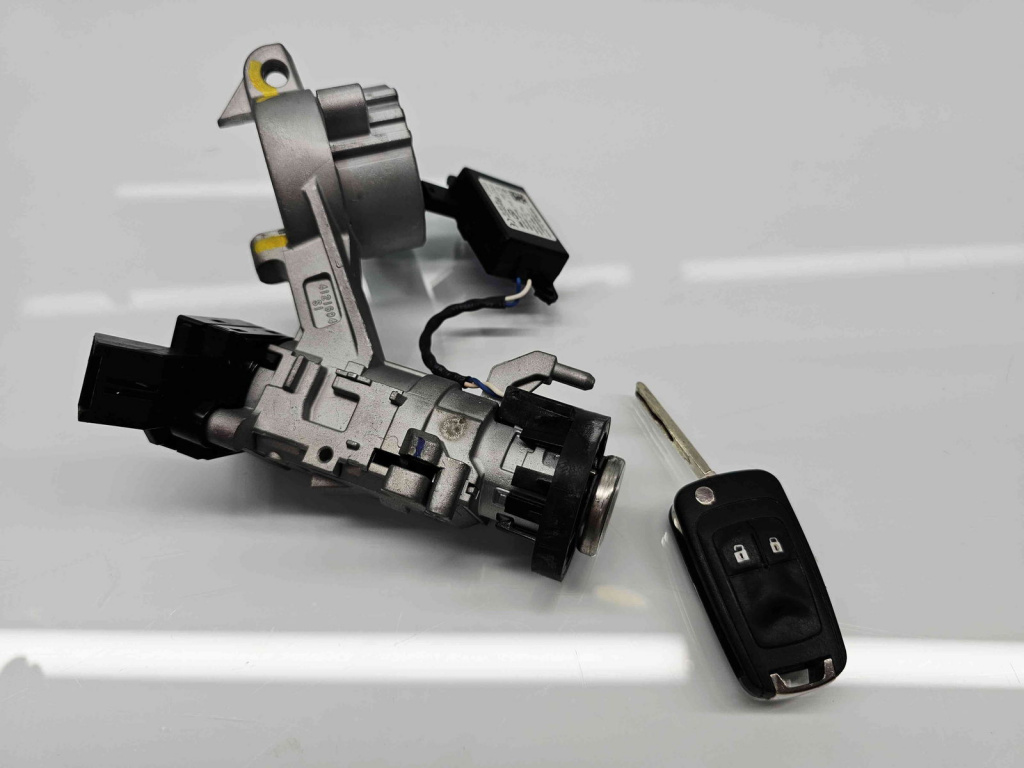 Contact cu cheie Chevrolet Cruze (J300) [Fabr 2010-2016] 20939745 1.7 A17DTS96KW / 130CP