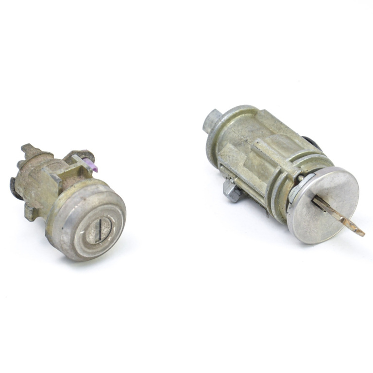 Contact Cu Cheie Chrysler Voyager Mk 3 (Rg, Rs) 2001-2007 2.5 Crd Enj Motorina Butuc Usa 312867
