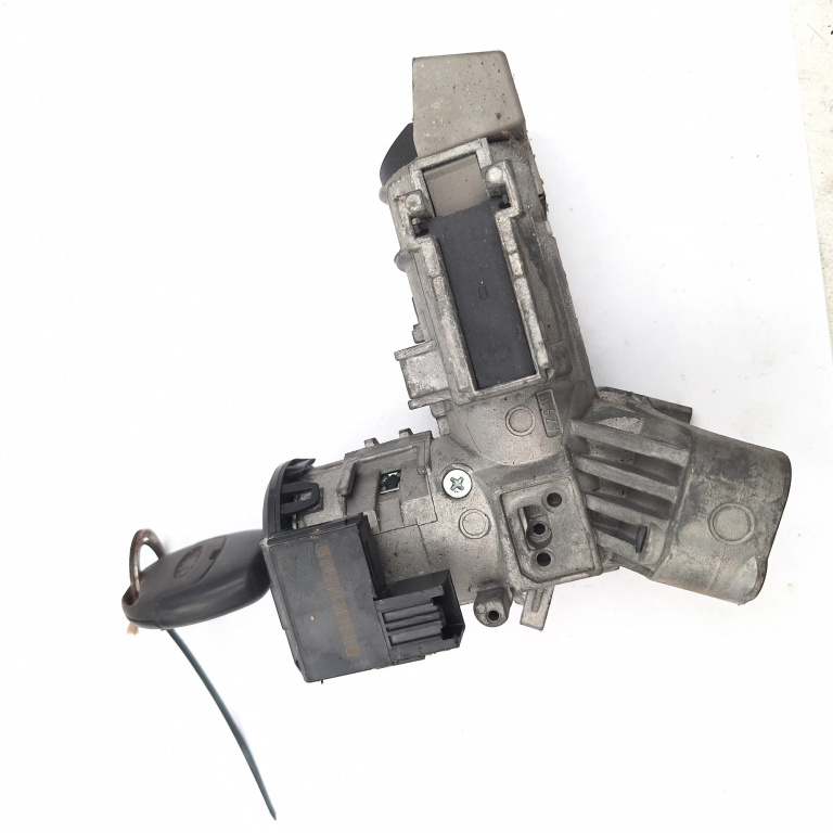 Contact Cu Cheie Ford FIESTA Mk 6 2008 - 2017 Benzina