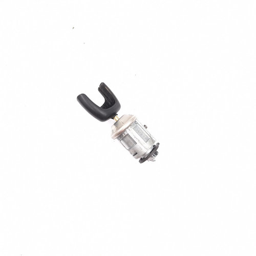 Contact Cu Cheie Ford Tourneo Connect 2002 > 1.8 Tdci P9Pc Motorina Ezk2B