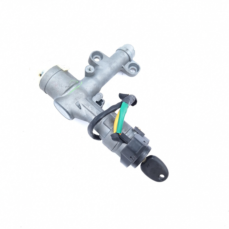 Contact Cu Cheie Hyundai Sonata 5 (Nf) 2005-2010