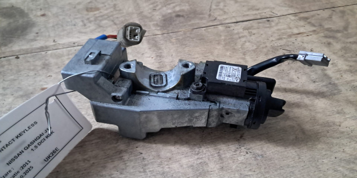 Contact cu cheie keyless Nissan Qashqai J10 [facelift] [2010 - 2014] +2 crossover 5-usi 1.5 dCi MT (110 hp)