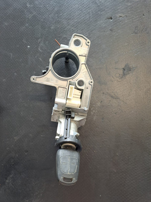 Contact cu cheie Opel Astra H Combi - COD N0501882