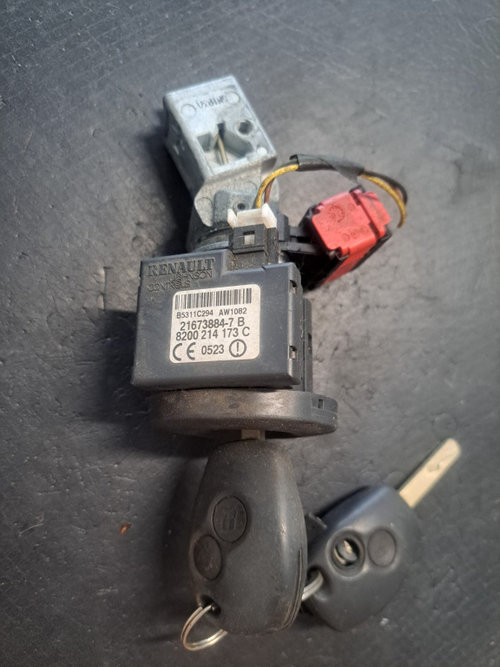 Contact cu cheie Renault Modus/ Clio 3 - COD 216738847b 8200214173c