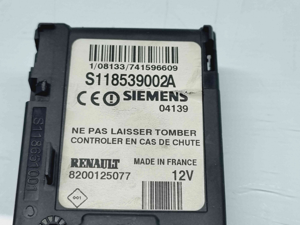Contact cu cheie Renault Scenic 2 [Fabr 2003-2008] 8200125077 1.9 DCI F9Q-812 88KW / 120CP 1.9 DCI F9Q-81288KW / 120CP