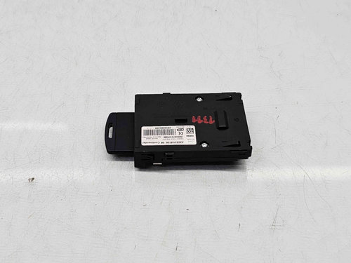 Contact cu cheie Renault Scenic 3 [Fabr 2009-2015] 285909828R 1.6 Benz K4M83881KW / 110CP