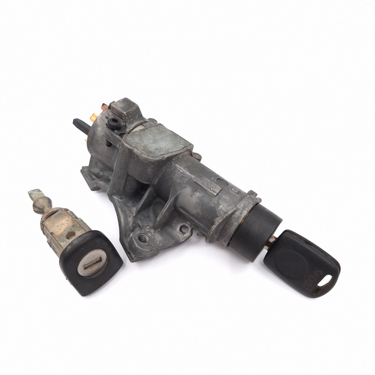 Contact Cu Cheie Skoda Fabia 1 1999-2007 1.4 Aqw Benzina Kit Butuc Usa 4B0905851C, 4B0905851, 4B0 905 851 C, 4B0 905 851