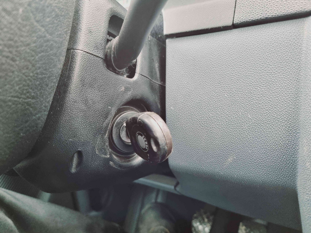 Contact cu cheie Skoda Fabia 1 Combi (6Y5) [Fabr 2000-2008] OEM 1.4 Benz AUA55KW / 75CP 1.4 Benz AUA55KW / 75CP