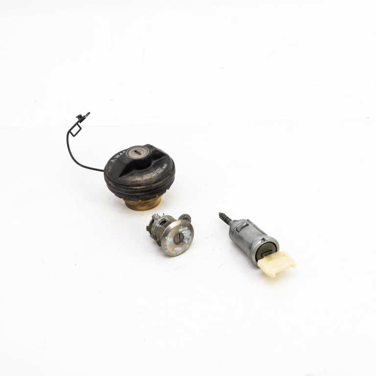 Contact Cu Cheie Suzuki WAGON R 2003 - 2005 Benzina 1671