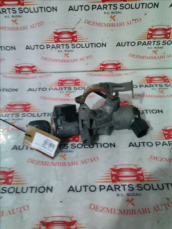Contact cu cheie TOYOTA AVENSIS 2.2 D an fabr. 2006