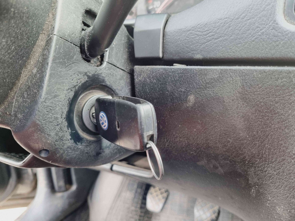 Contact cu cheie Volkswagen Golf 4 Variant (1J5) [Fabr 1999-2005] OEM 1.9 TDI AJM85KW / 116CP