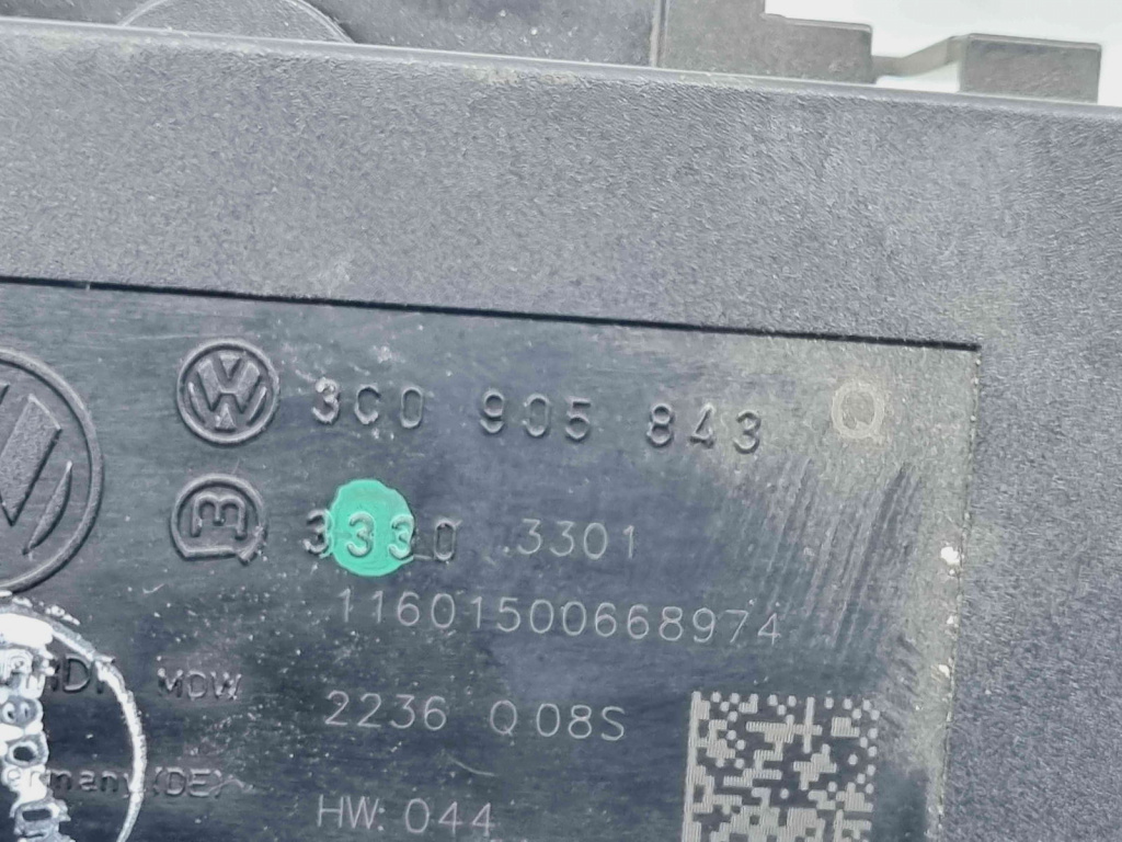 Contact cu cheie Volkswagen Passat B6 Variant (3C5) [Fabr 2005-2010] 3C0905843Q 2.0 TDI BMP103KW / 140CP 2.0 TDI BMP103KW / 140CP