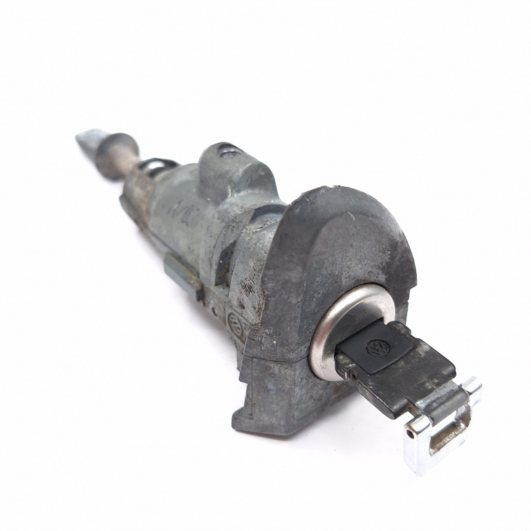 Contact Cu Cheie VW PASSAT B6 2005 - 2010 Benzina 3C0937167, 3C0937167168