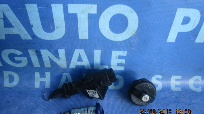 Contact Fiat Bravo; 61083600