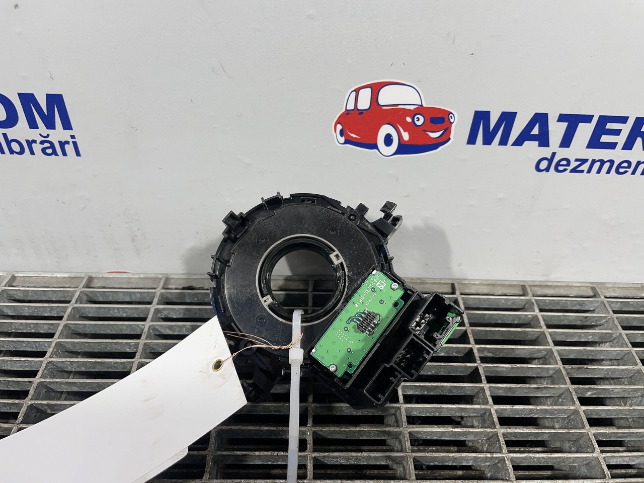 CONTACT MOBIL VOLAN MITSUBISHI ASX - - (2010 2016)