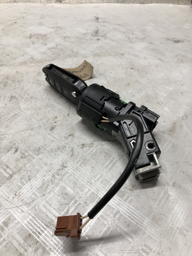 Contact plus cheie Opel Corsa F 1.2 Benzina 2019, -