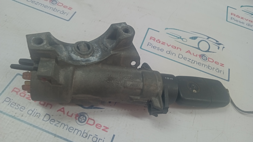 Contact plus cheie Volkswagen Passat B5 2004, 4B0905851A