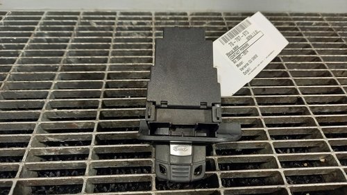 CONTACT PORNIRE BMW SERIA 1 E 81 - - (2007 2014)