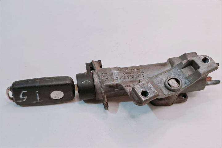 Contact Pornire cu Cheie 4B0905851C Volkswagen VW Golf 4 [1997 - 2006]