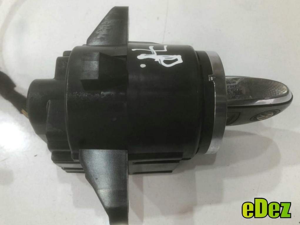 Contact pornire cu cheie Volkswagen Touareg 2 (2010-2015) [7P] 7P6905843B