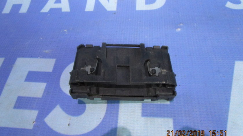 Contact Renault Megane ; 8200125077 (cititor cartela)