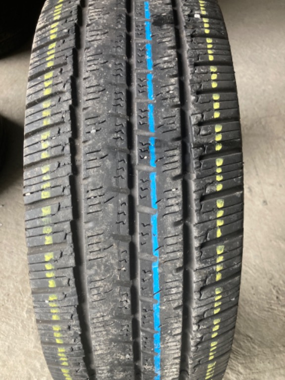Continental M+S 225/70 15 C Dot 2023