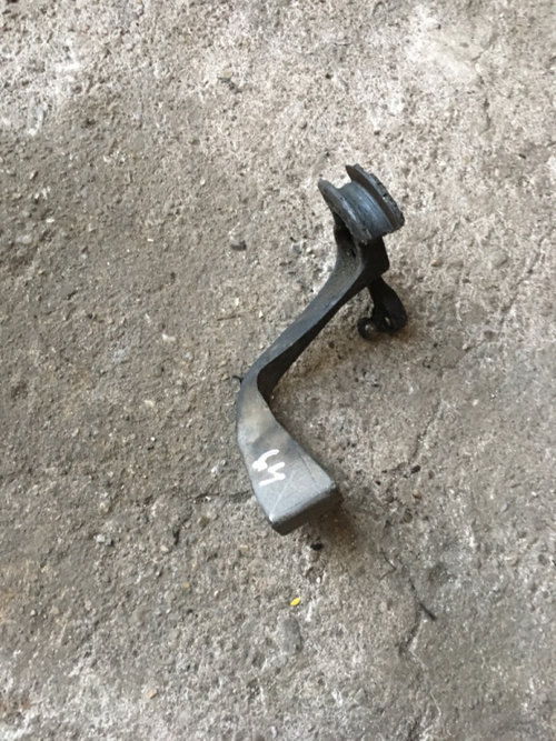 Contragreutate timonerie cutie de viteze Skoda Octavia [1996 - 2000] Liftback 5-usi 1.8 T MT (150 hp...
