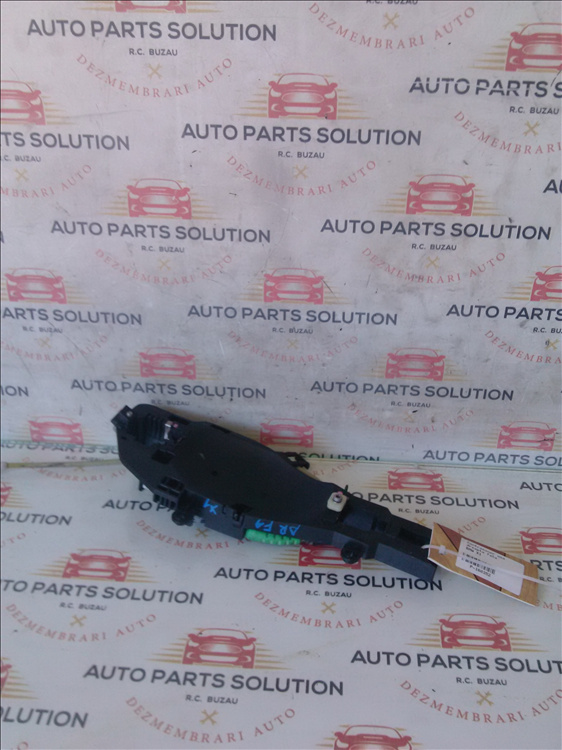 Contramaner usa dreapta fata BMW X1