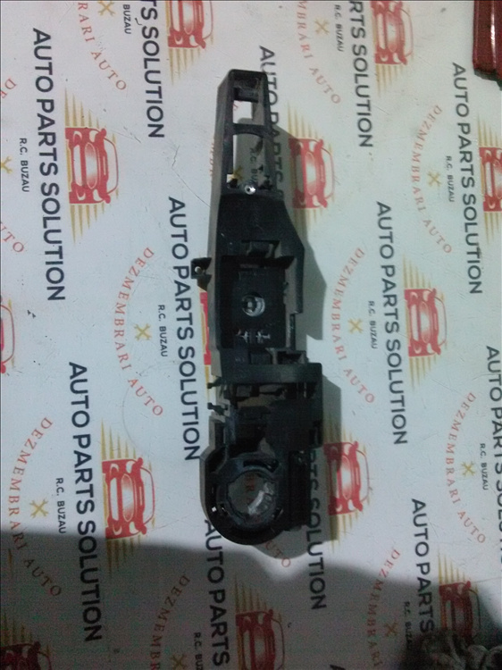 Contramaner usa dreapta fata RENAULT KANGOO an fabr. 2012