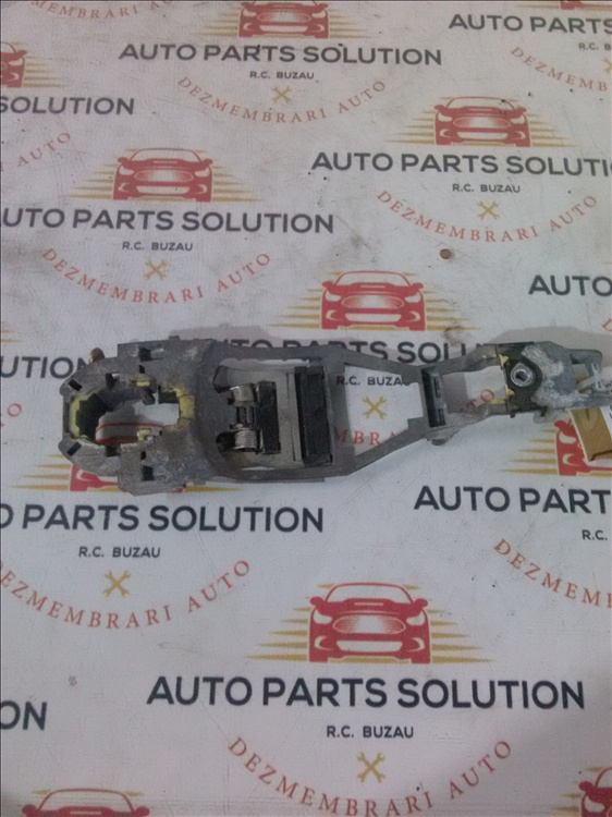 Contramaner usa dreapta fata VOLKSWAGEN POLO an fabr 2007