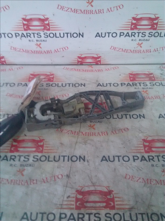 Contramaner usa dreapta fata VOLKSWAGEN TOURAN an fabr 2006
