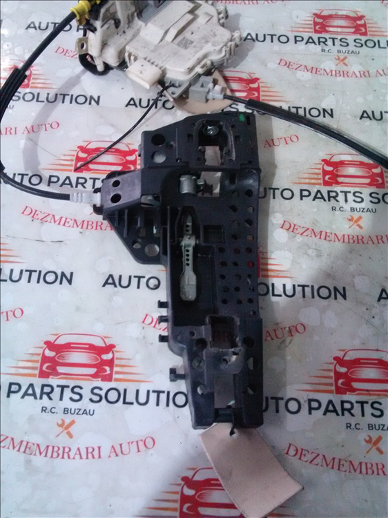 Contramaner usa dreapta spate AUDI A4 B8