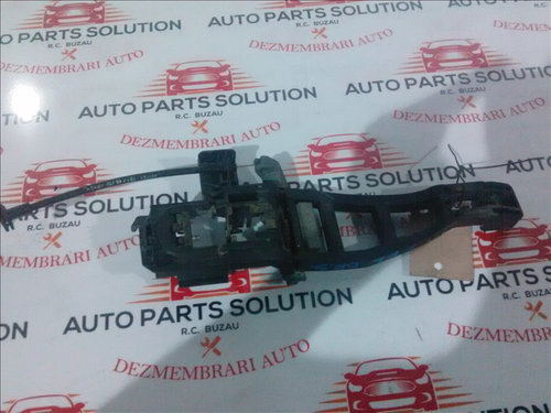 Contramaner usa dreapta spate FORD FOCUS 2