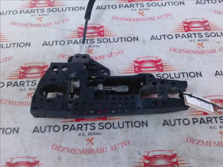 Contramaner usa stanga fata AUDI A4 B8