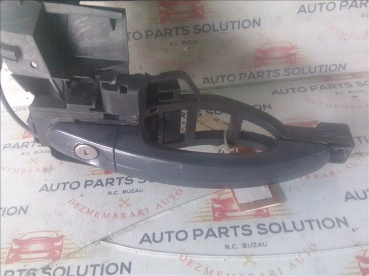Contramaner usa stanga fata FORD FOCUS 3
