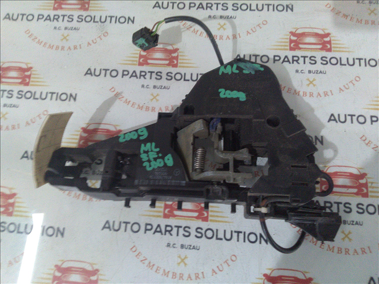 Contramaner usa stanga fata MERCEDES-BENZ ML an fabr. 2009