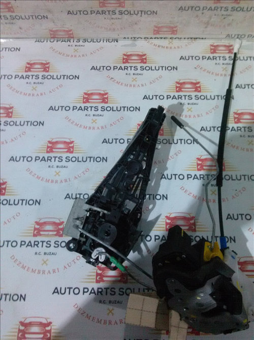 Contramaner usa stanga fata OPEL ASTRA J