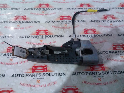 Contramner usa dreapta fata AUDI A4 B8