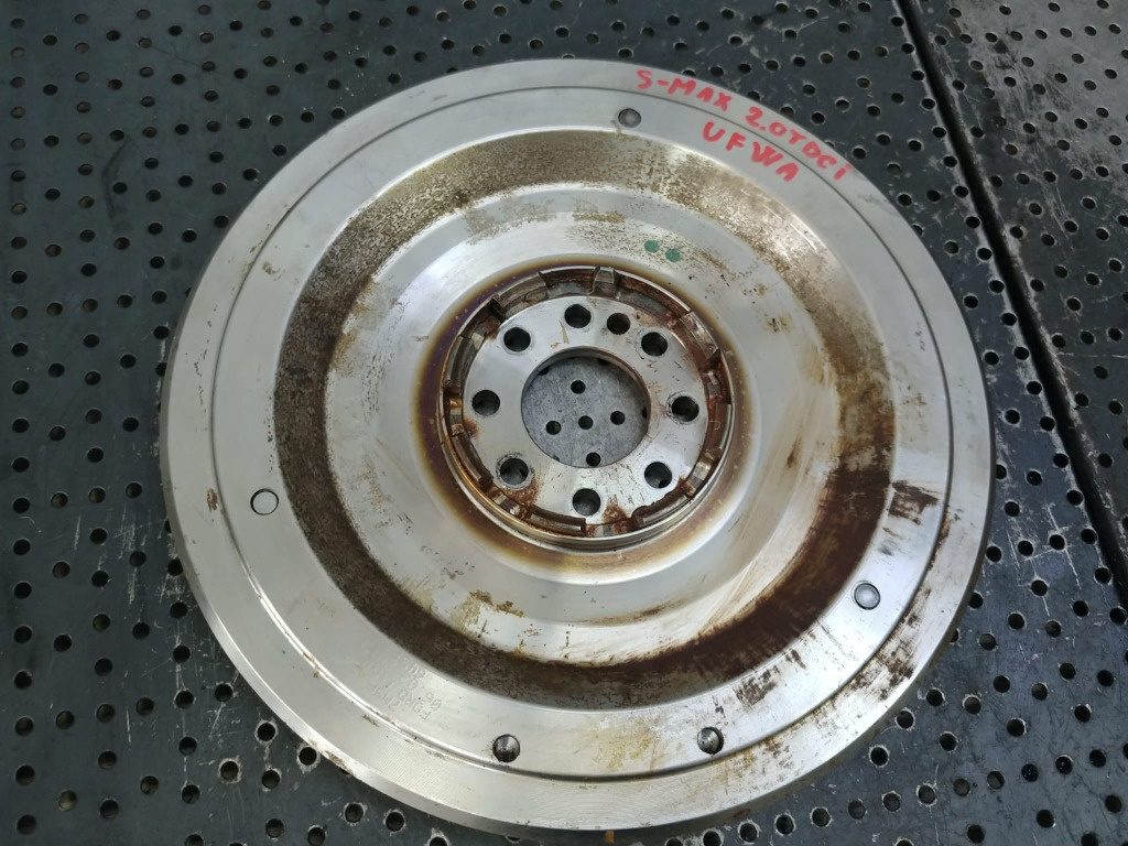 Coroana volanta ufwa 2.0 tdci ford s-max 7m5p