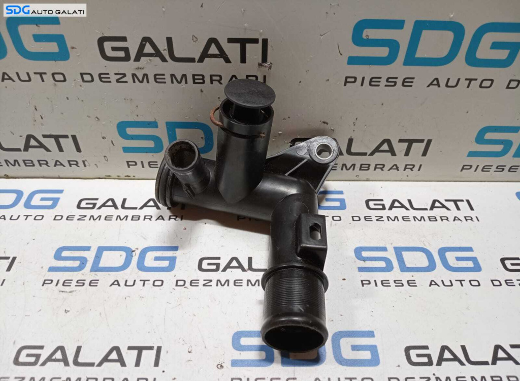 Corp Carcasa Distribuitor Termostat Apa Peugeot 407 1.6 TDCI 2004 - 2010 Cod 9684589080 [M5473]