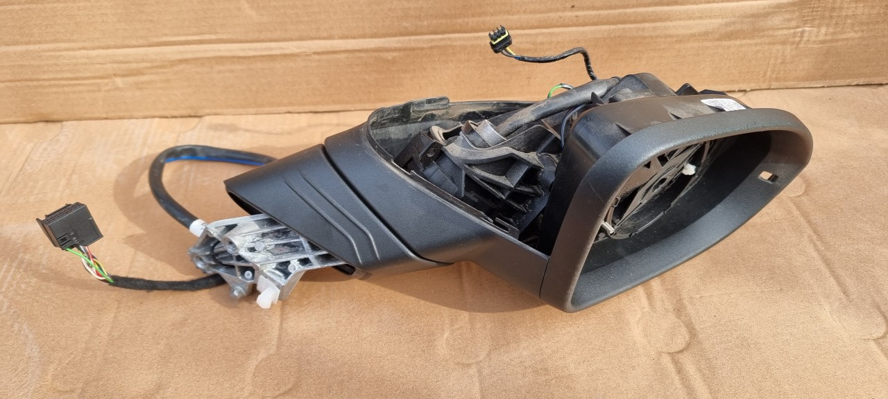 Corp Oglinda dreapta Vw Golf 8 2020 2021 2022
