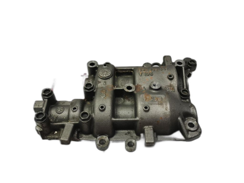 Corp pompa ulei Volkswagen Passat (3C5) Combi 2009 2.0 TDI OEM 03L103537
