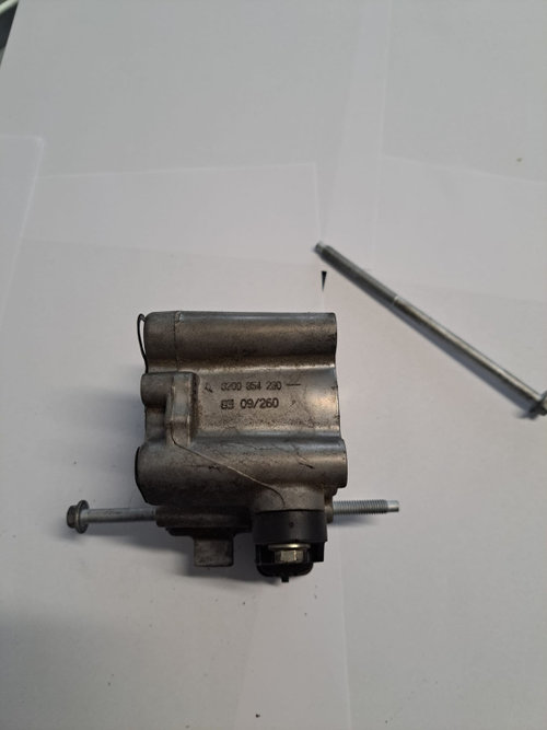 Corp prelungire EGR cu senzor MAP 2.0 DCI Renault trafic Laguna Megane Opel Vivaro- COD 8200854280