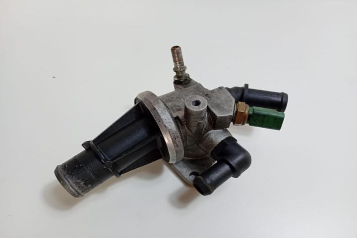 Corp termostat 1.3 d Opel Corsa C [2000 - 2003]