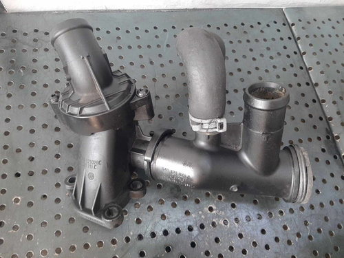 Corp termostat cu distribuitor apa 1.4 tdi cus vw polo 6r skoda fabia 3 rapid audi a1 04b121026c
