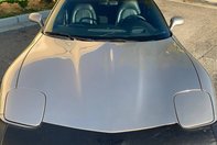 Corvette de 650 CP la pret de Dacie