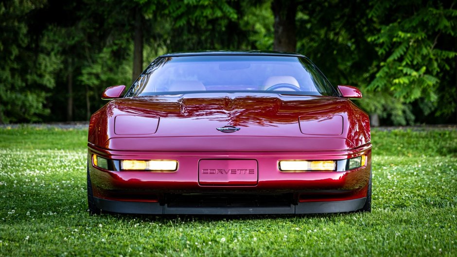 Corvette ZR-1 cu 1.628 de kilometri la bord