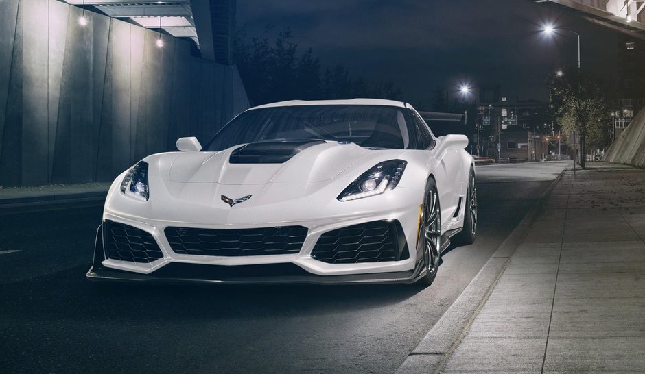 Corvette ZR1 HPE1200 by Hennessey